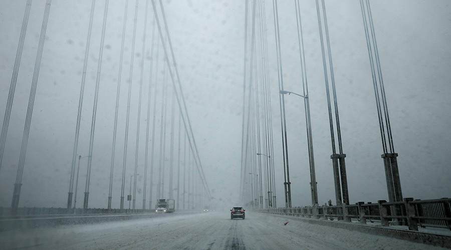 Snowstorms in Northeast ground 1,000's of flights nationwide