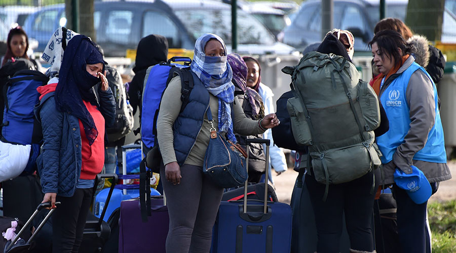 ‘Do more for child refugees,’ daughter of ‘British Schindler’ tells Theresa May