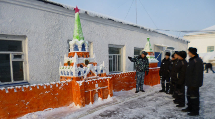 Amazing snow sculptures straight from Russian prison (PHOTOS)