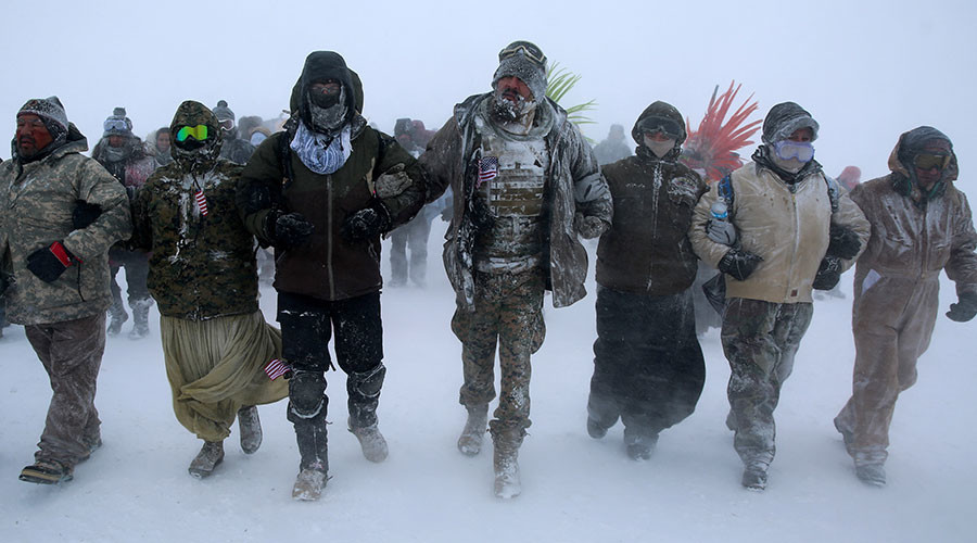 Army veterans forming human shield to protect NoDAPL protesters at Standing Rock