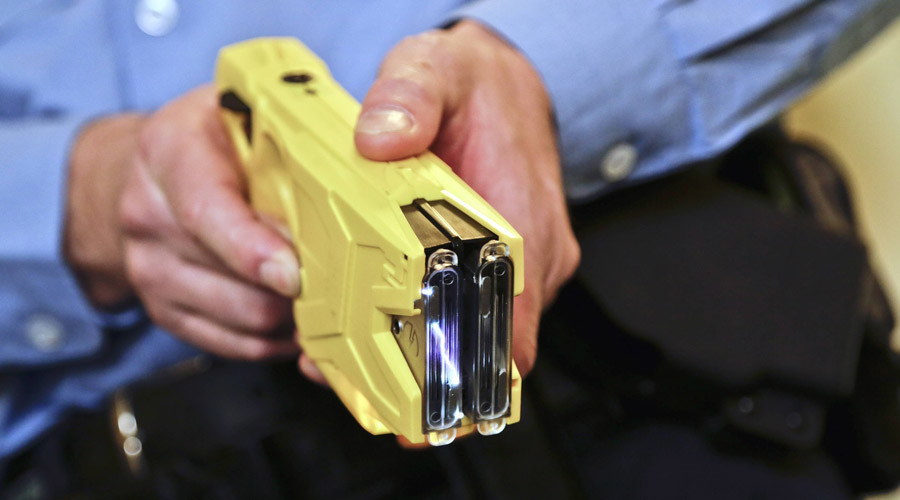 Carjackers Tasering lone female drivers, warn UK police