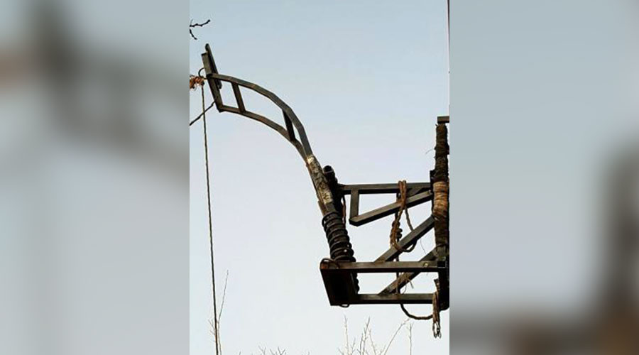 Pot shots: Marijuana catapult seized at US-Mexico border