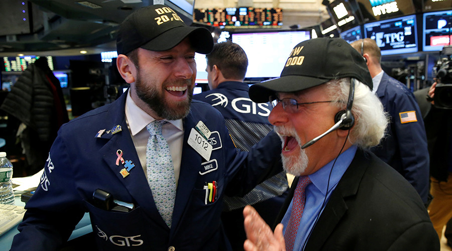 Tech-heavy Nasdaq posts longest winning streak since dot-com bubble