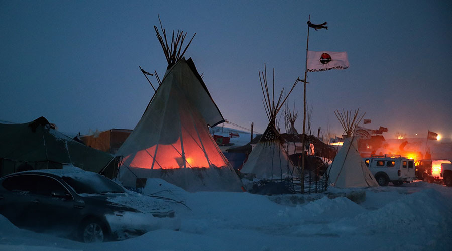 ND governor orders emergency evacuation of Dakota Access protest camp at Standing Rock