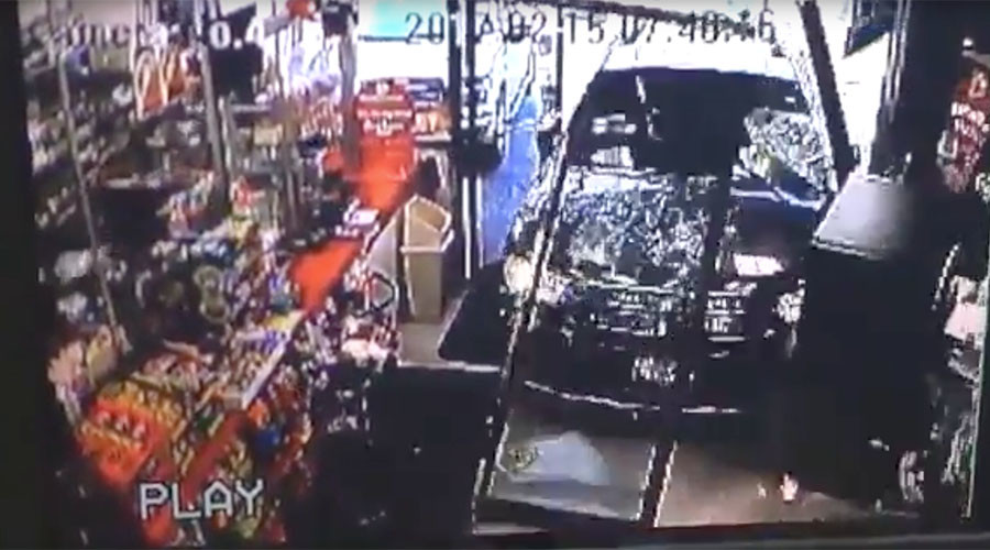 Driverless SUV smashes through shop entrance, knocks down child (VIDEO)