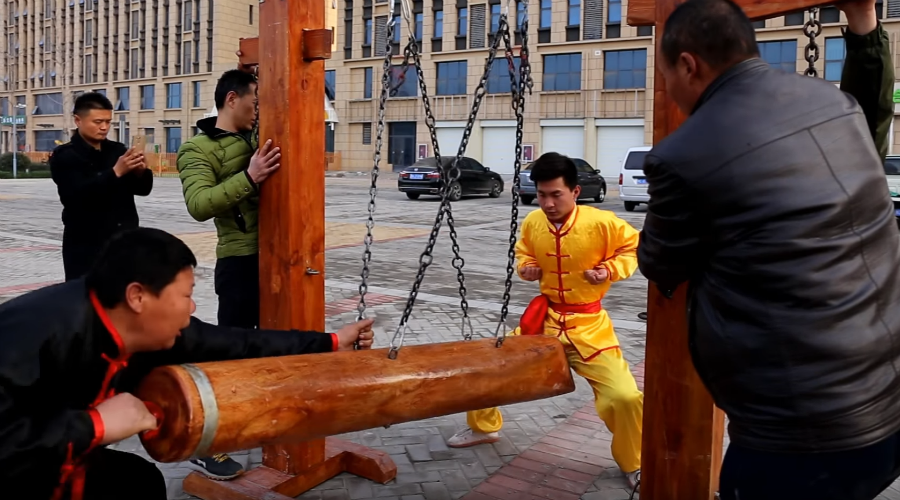 ‘Balls of steel’: Kung Fu master demonstrates power of his crotch in nut-cracking video