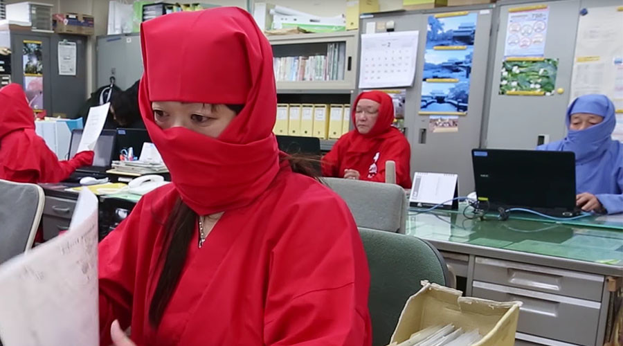 Japanese go to work dressed as ninjas – bet you never saw that coming (VIDEO)