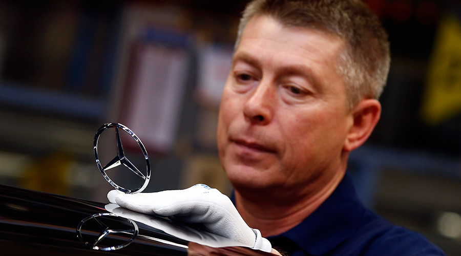 Daimler to invest in Mercedes-Benz plant in Russia, creating over 1,000 jobs