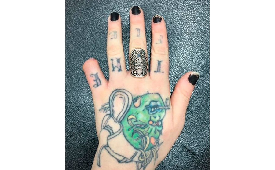 tattoo artist cuts off her own little finger with bolt tattoo artist cuts off her own little finger with bolt