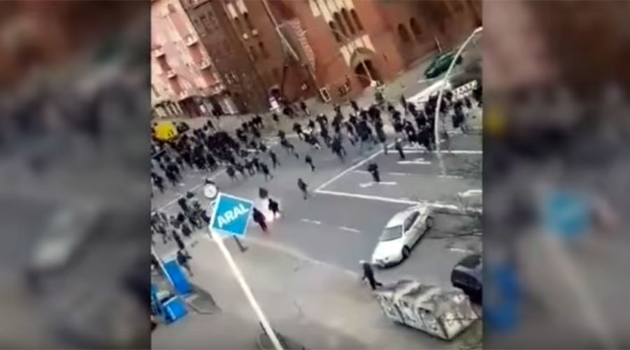 Football hooligans brawl on Berlin streets, up to 40 arrested (VIDEO)