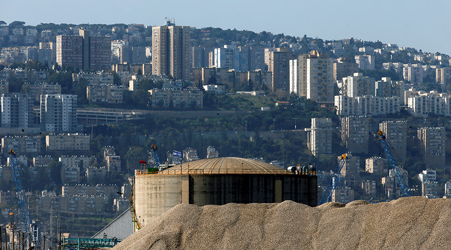 ‘5 atom bombs’: 3,000 local Israelis protest ammonia facility with potential to kill 600K people