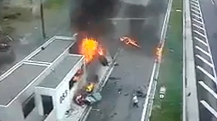 Greek millionaire's son crashes Porsche into parked car, 4 killed (VIDEO)