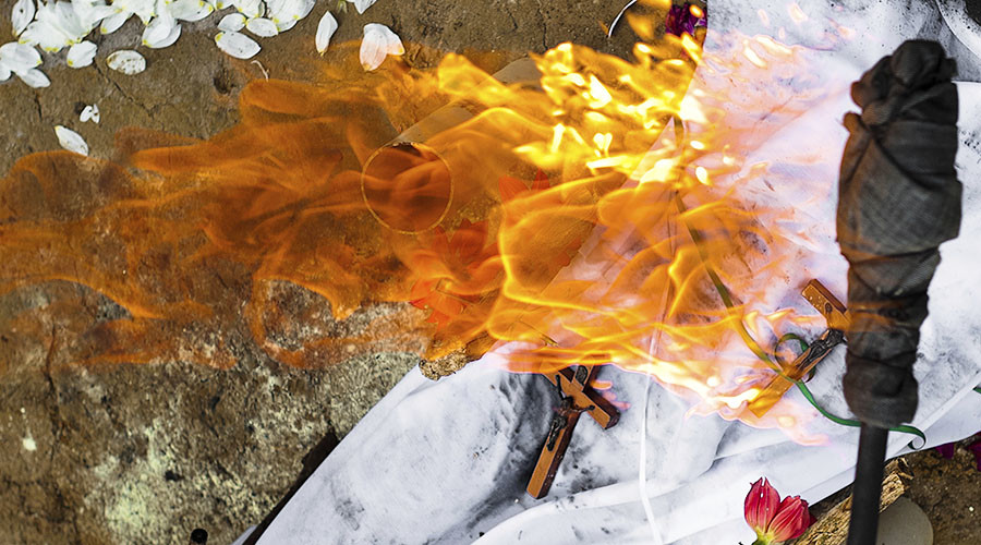 Exorcists strip ‘possessed’ woman naked, burn her on bonfire in Nicaragua