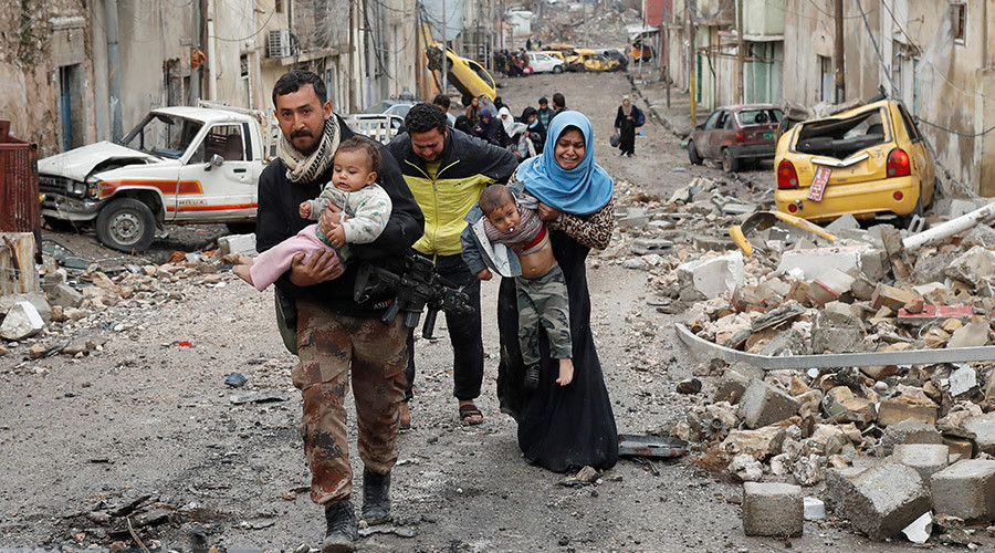 ‘Syrians praise Russians in Aleppo, while in Mosul they are terrified of American airstrikes’