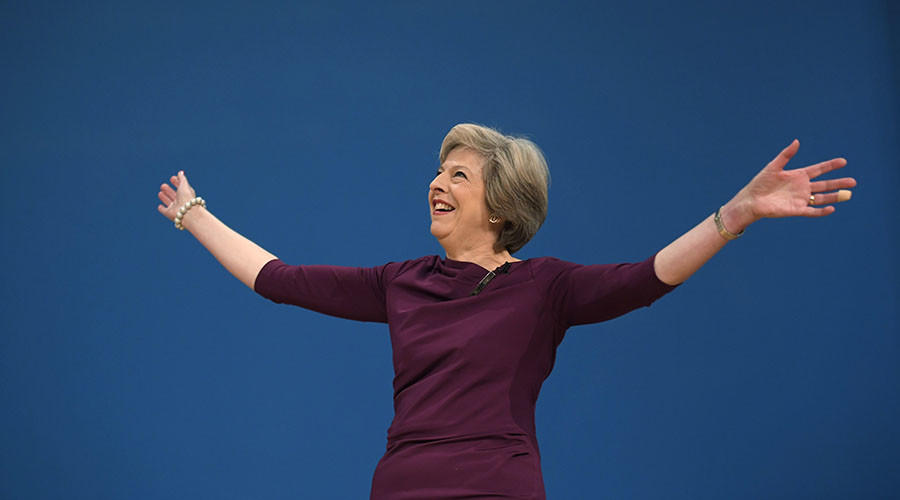 Ex-Tory leader Hague wants early election to make Theresa May more attractive to EU ahead of Brexit