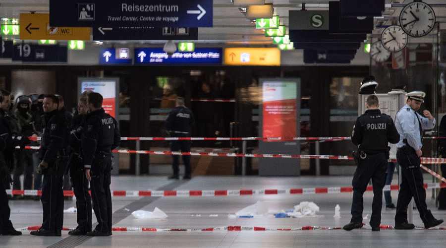 ‘A day we don’t want to see again’: 7 injured in Dusseldorf ax attack, 1 arrested (PHOTOS, VIDEOS)