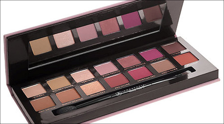 Eyes on the prize: Cosmetic crooks steal $4.5mn of eyeshadow