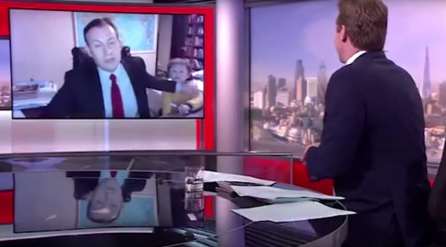 South Korea expert interrupted by his own kids on live TV, clip transfixes internet