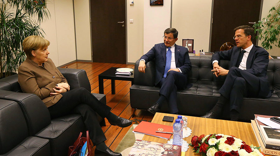 Merkel, Rutte agreed refugee quota in deal with Turkey, did not tell other EU leaders – report