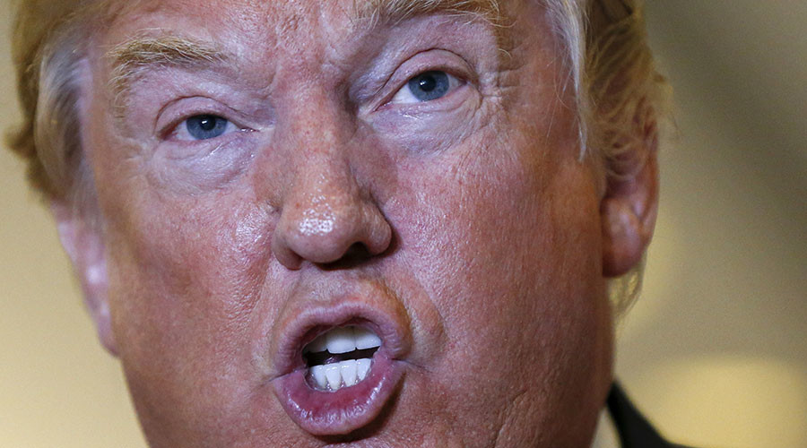 Maddow reveals Trump's 2005 tax return 1040 document