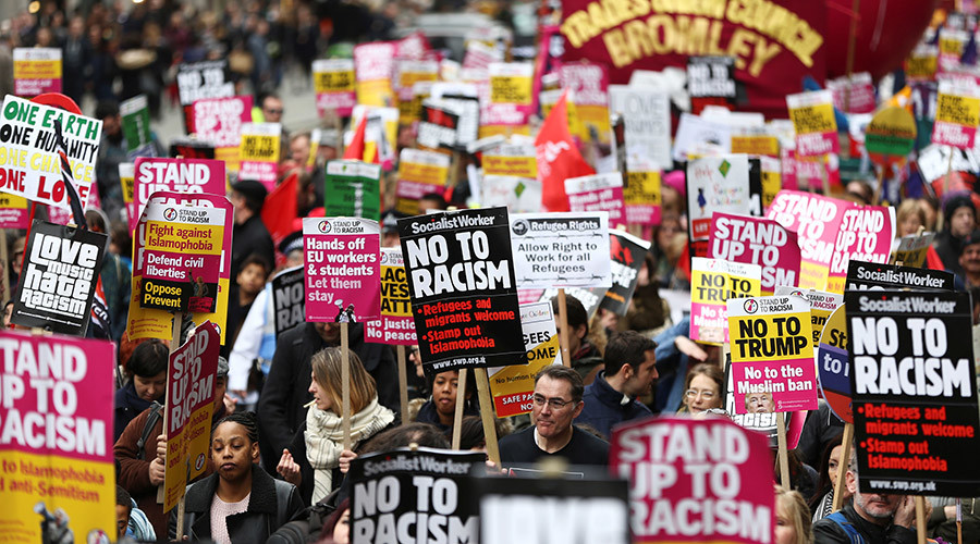 ‘No to racism’: Around 30K take part in London march against discrimination (VIDEO)