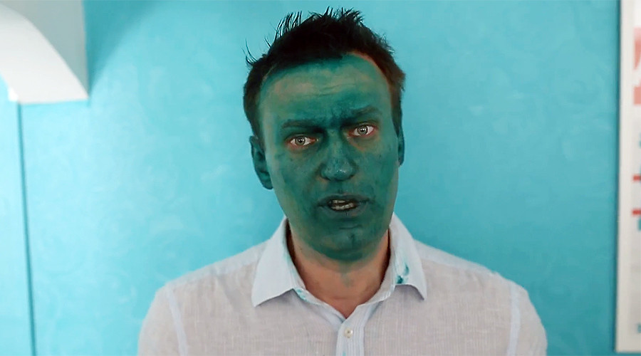 Opposition figure Navalny attacked with antiseptic dye