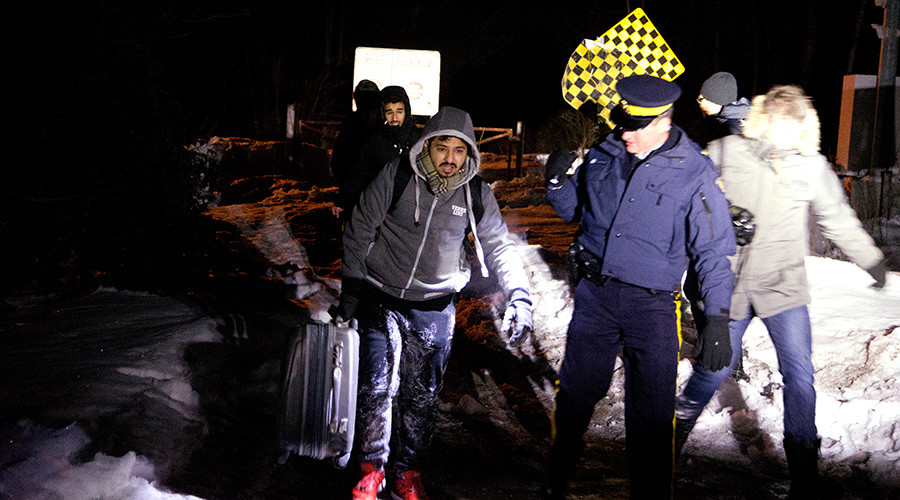 Almost half of Canadians want illegal immigrants deported back to US – poll