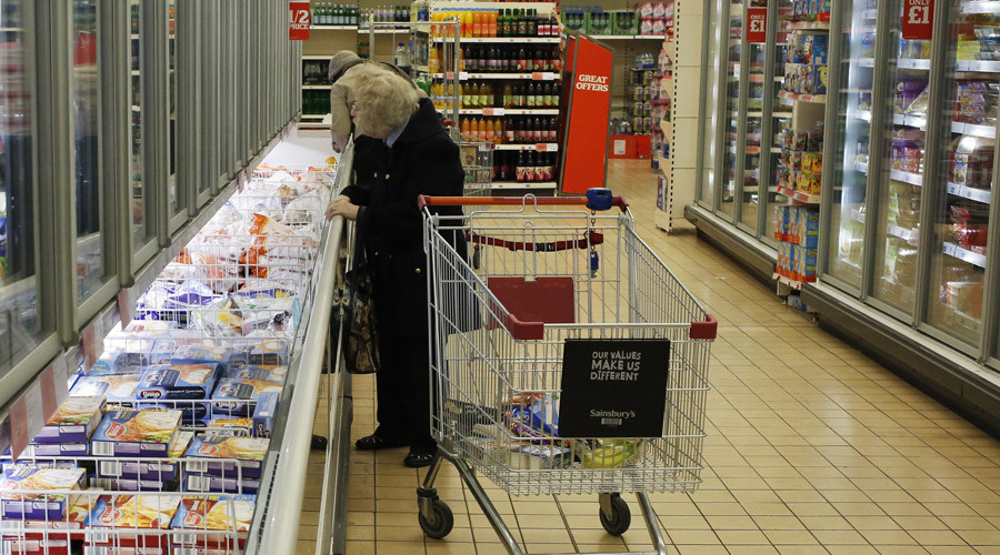 Crashing pound putting families’ post-Brexit living standards at risk