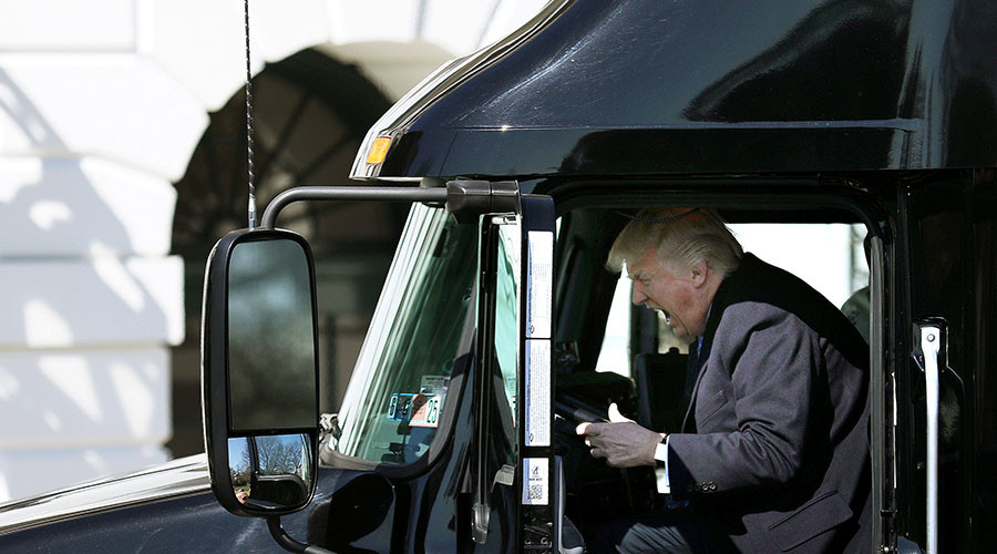 What the truck? US president looks like something from Mad Max in #TrumpTruck meme (PHOTOS)