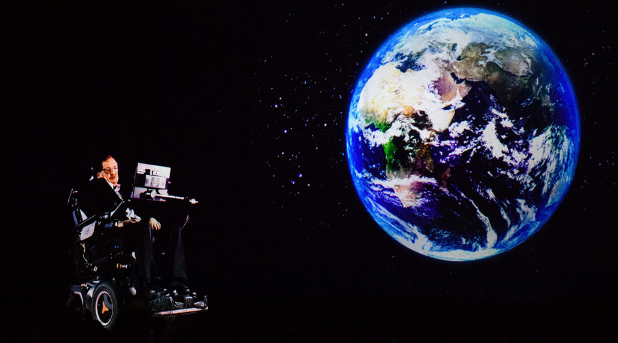 Stephen Hawking appears at conference via hologram, discusses Trump (VIDEO)