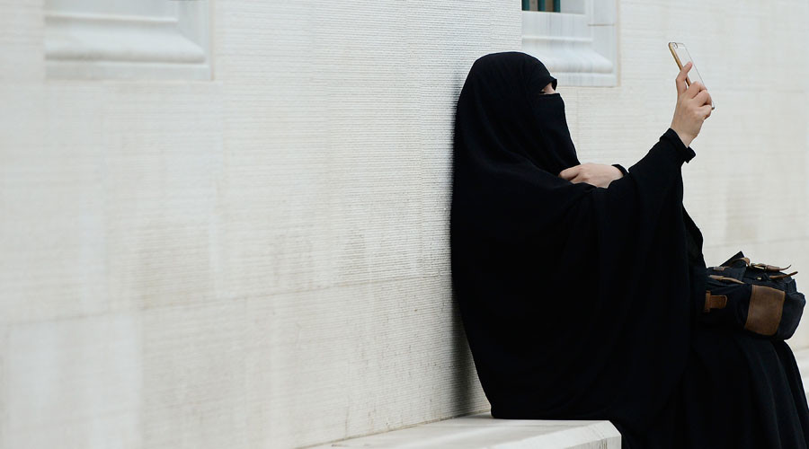 Norway’s Islamic Council hires face-veiled woman as communications officer, sparking controversy