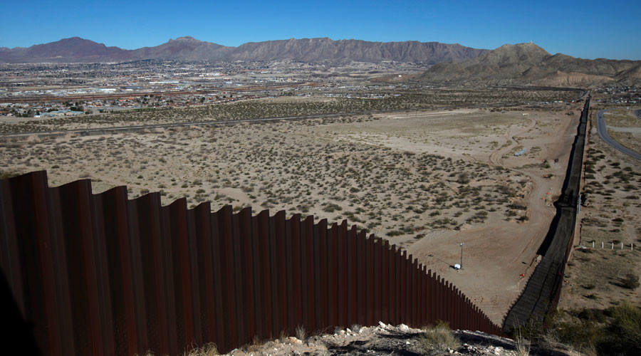 Hundreds of companies bidding to ‘build that wall’ on US-Mexico border