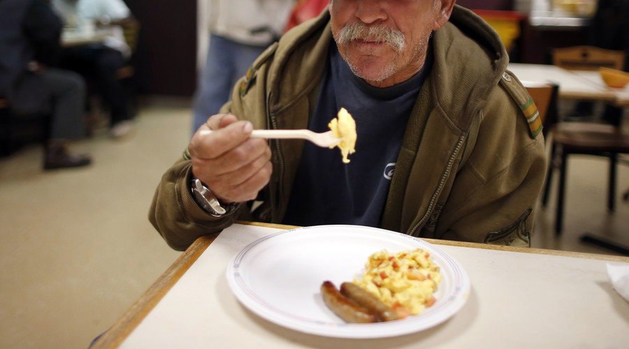 Quarter of Britain’s poorest families going hungry, survey finds
