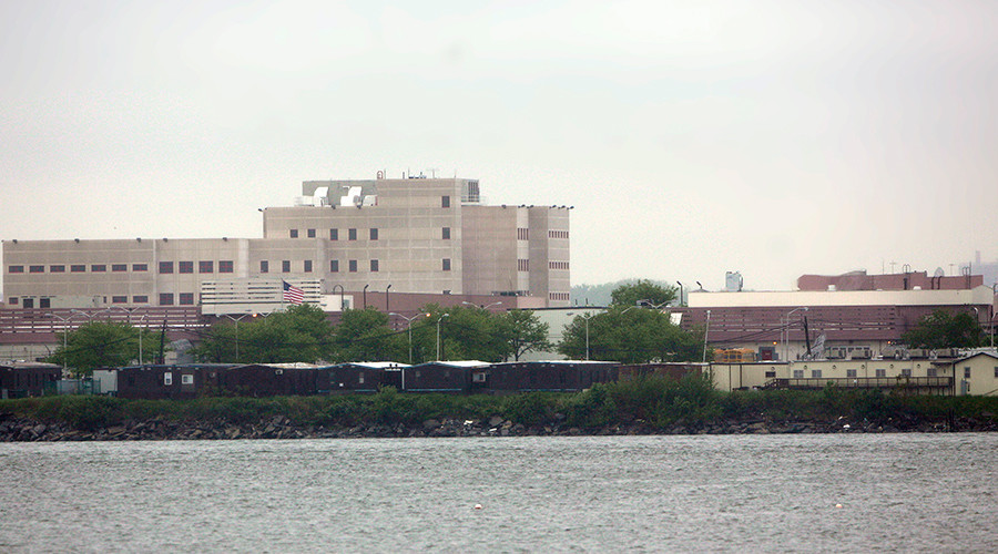 NYC mayor backs plan closing controversial Rikers Island jail