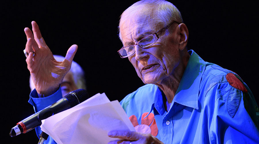 Legendary Russian poet Yevgeny Yevtushenko dies aged 84
