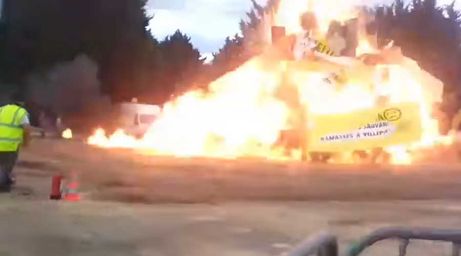 ‘Accidental’ explosion in Paris suburb injures around 20 people (PHOTOS, VIDEOS)