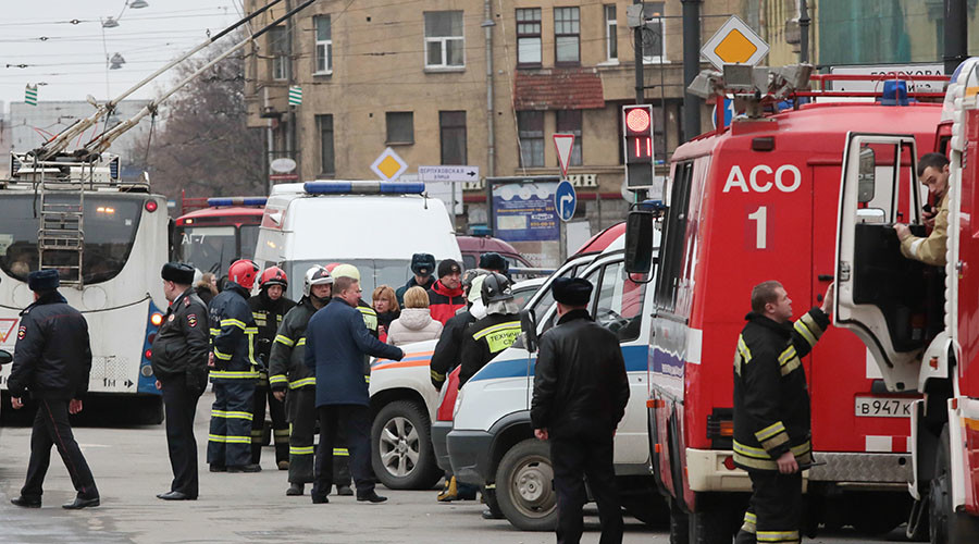 Russian Premier League matches pay tribute to those killed in St. Petersburg Metro blast
