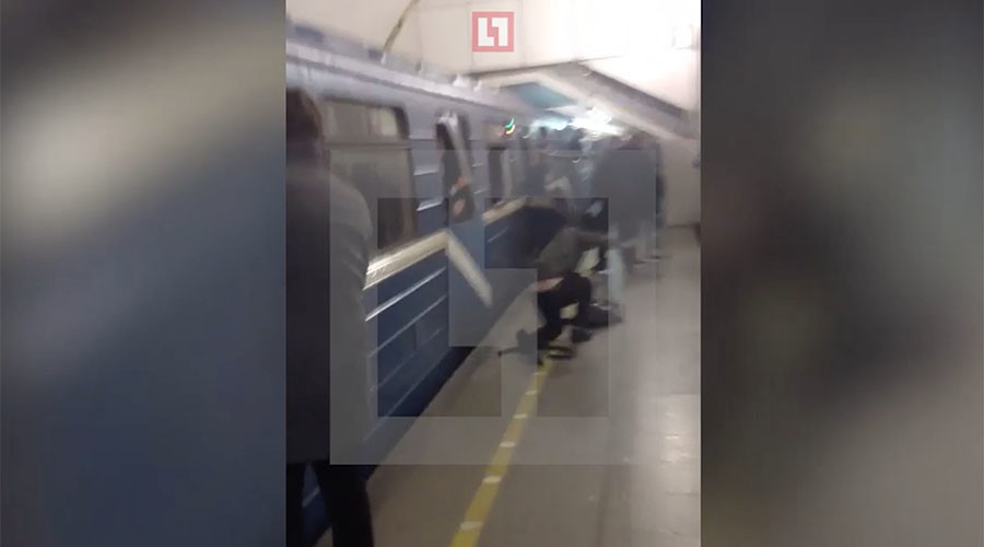 Scenes of panic as people try to escape carnage seconds after St. Petersburg blast (GRAPHIC VIDEO)