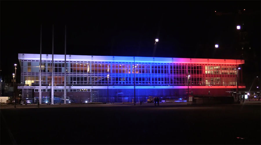 Light of hope: Global landmarks commemorate St. Petersburg blast victims (PHOTOS, VIDEO)