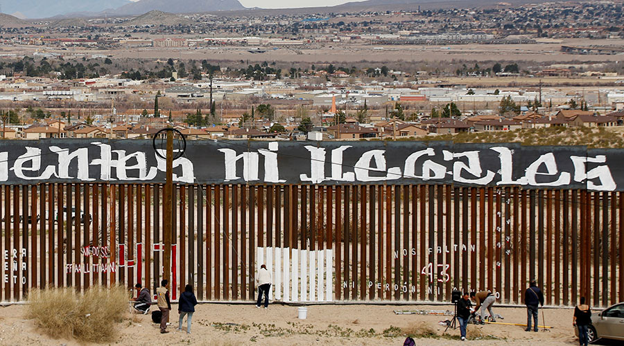 Invisible, polished, solar walls among bids for Trump’s border wall