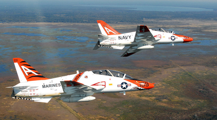US Navy grounds training jets over oxygen concerns
