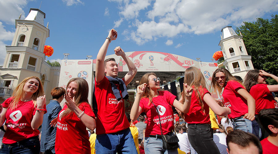 ‘Biggest in history’: World Cup Russia 2018 volunteer program sees 175,000 applications