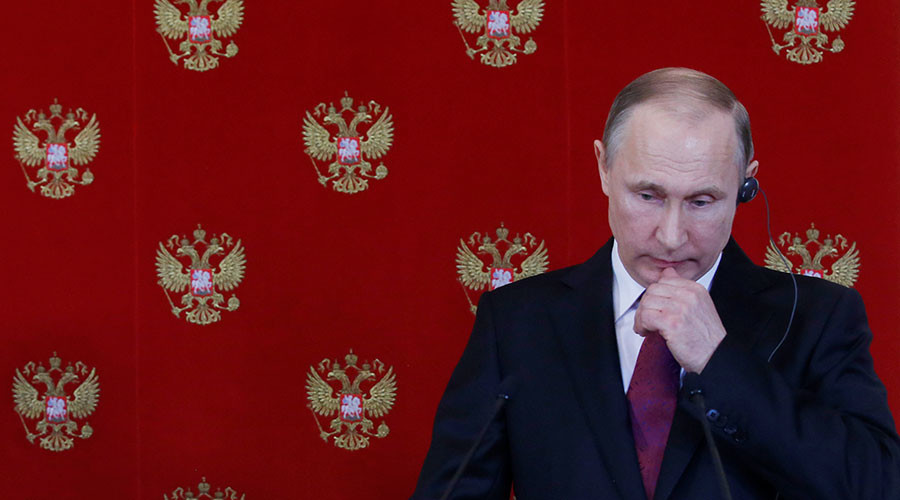 ‘Nodding like bobbleheads’: Putin slams NATO’s support for US violation of intl law in Syria