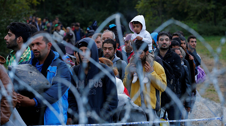 Hungary & Poland must take in refugees or face Brussels’ action – EU Commission