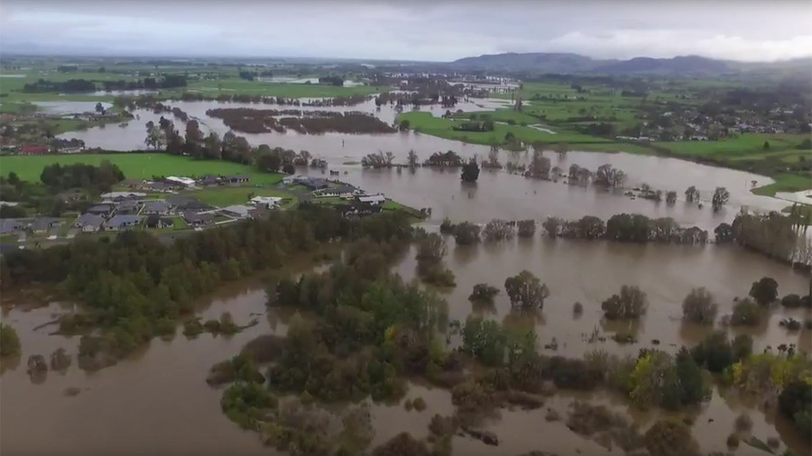 Flooding, landslides & power outages: Cyclone Cook wreaks havoc in NZ (PHOTOS, VIDEOS)