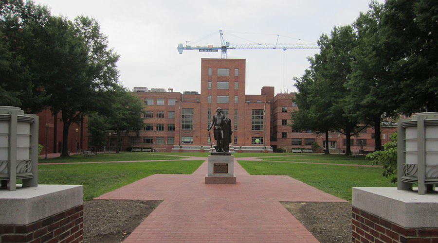 Labor board sets historic precedent by defining university resident advisers 'employees'