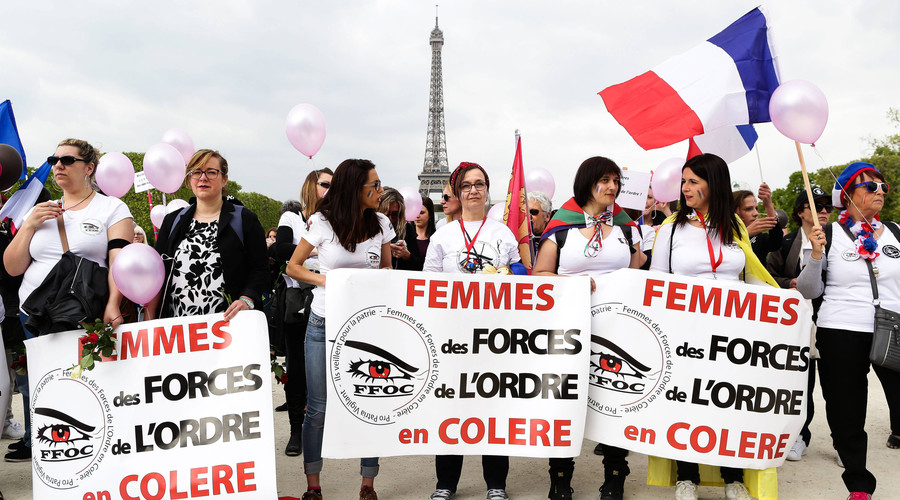 Police wives march through Paris to protest violence against officers (PHOTOS, VIDEOS)