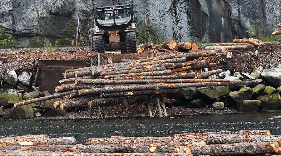 Canada threatens to play hardball with Trump over lumber tariffs