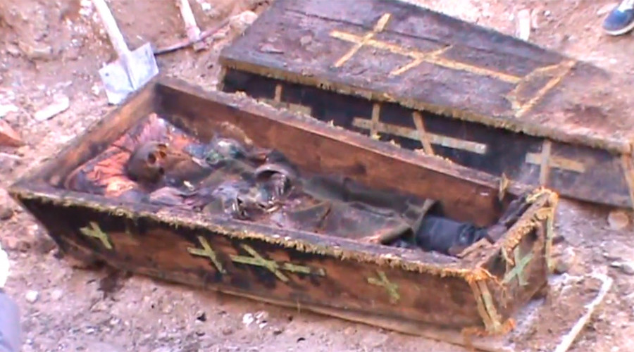 Remains of 19th century Russian officer unearthed in Turkey (VIDEO)