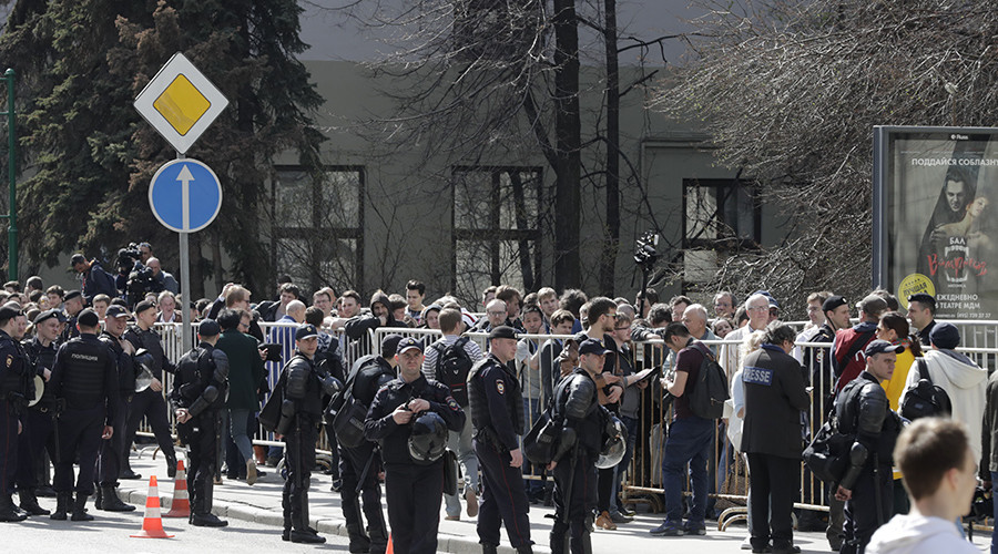 Hundreds join Khodorkovsky’s Open Russia protests across Russia (VIDEO)
